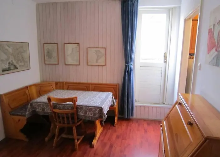 1-bdrm With Terrace In The Old Town *