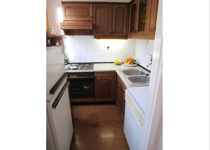 1-bdrm With Terrace In The Old Town *