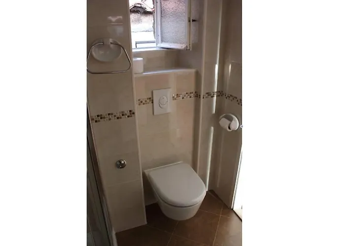 1-bdrm With Terrace In The Old Town *
