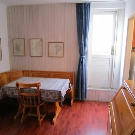 1-bdrm With Terrace In The Old Town *