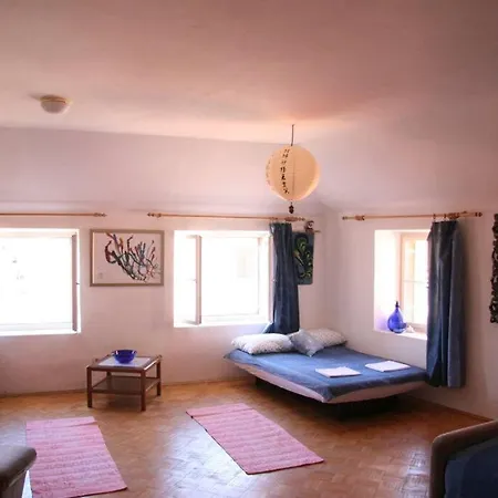 Appartamento 1-bdrm With Terrace In The Old Town Ragusa